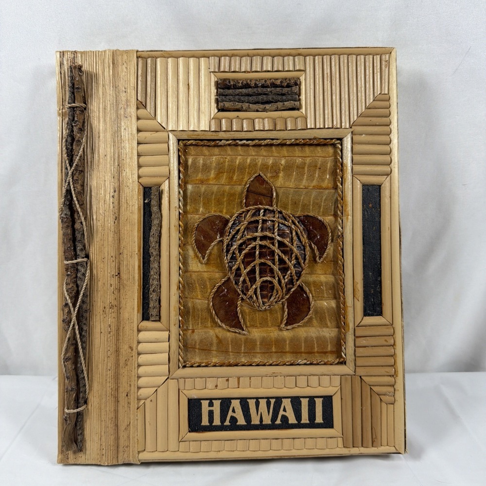 Hawaii Natural Materials Sea Turtle Photo Album